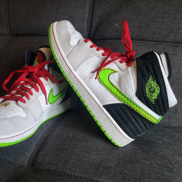 *SUPER RARE* 2013 Jordan 1 Retro High OG 'Electric Green' Size 11 - Picture 1 of 7